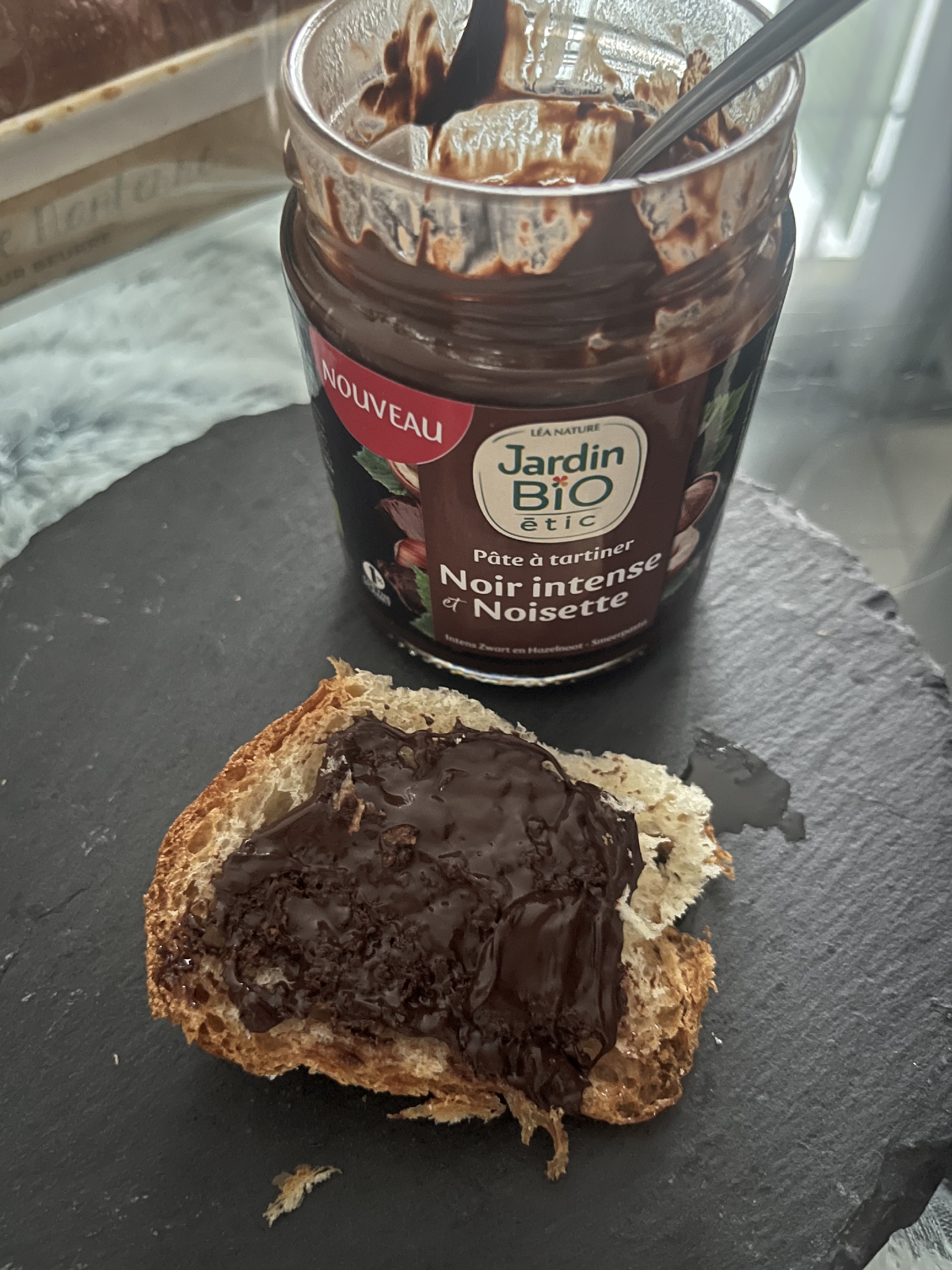 Pâte à tartiner noir intense noisette jardin bio etic | Communauté Ma ...